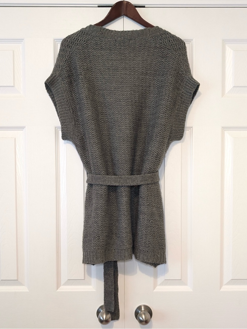 Grey Shawl - Picture 2 of 15